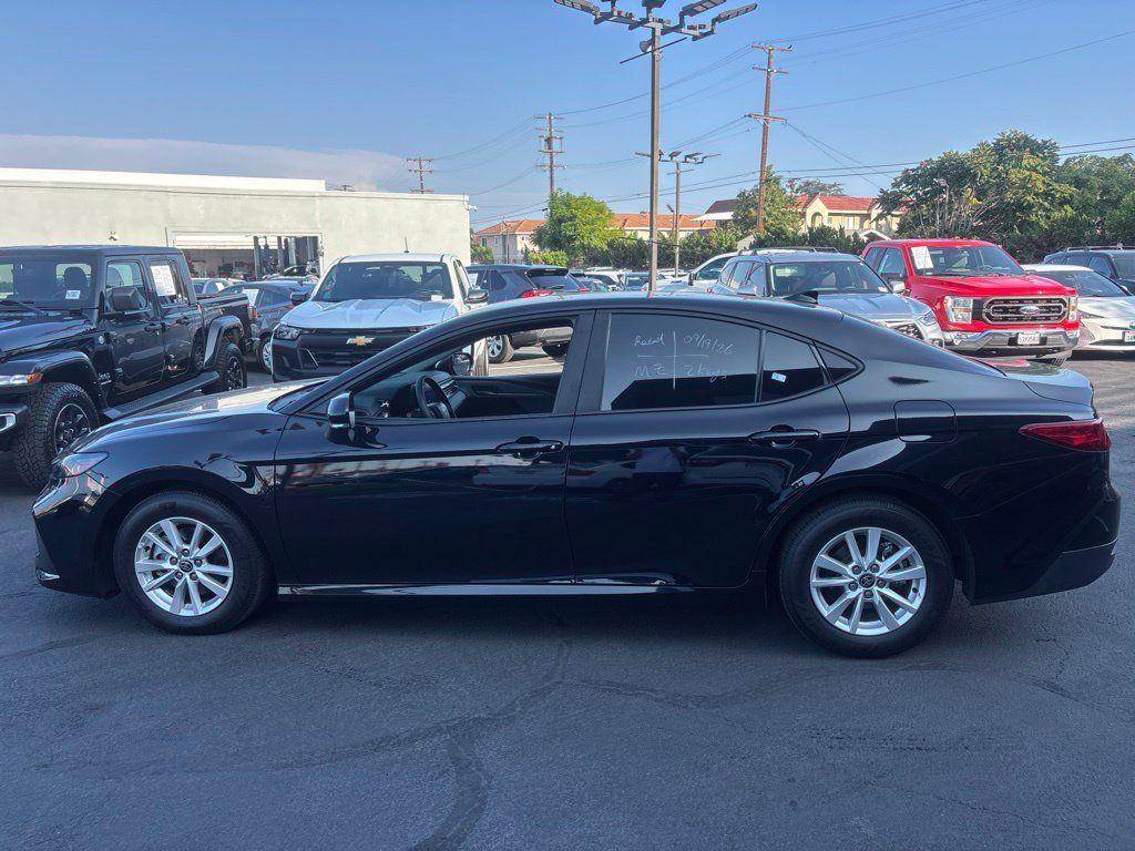 Used 2025 Toyota Camry LE w/ Convenience Package FWD image 7