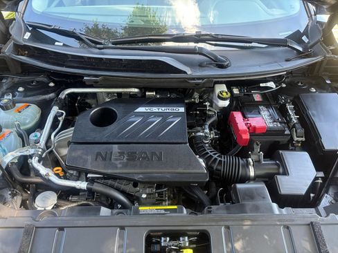 Used 2025 Nissan Rogue SV AWD/4WD image 29