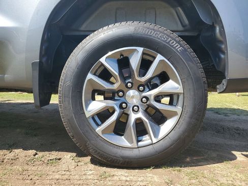 Used 2025 Chevrolet Silverado 1500 LT w/ Safety Package image 5