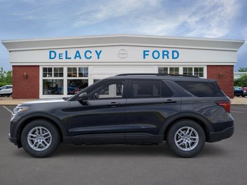 New 2026 Ford Explorer Active AWD/4WD image 4