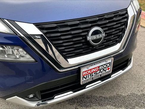 Certified 2022 Nissan Rogue Platinum w/ Head-Up Display Package image 29