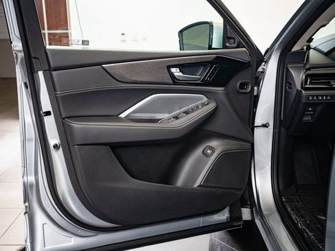 Used 2026 Acura MDX SH-AWD w/ Advance Package image 24