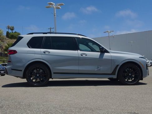 New 2027 BMW X7 M60i AWD/4WD image 3