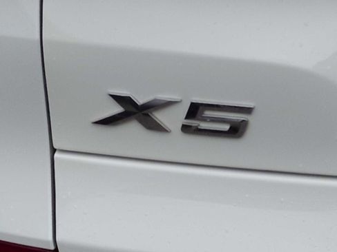 Certified 2024 BMW X5 xDrive50e w/ M Sport Package image 12