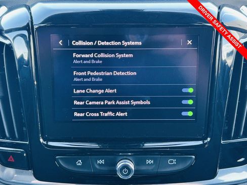 Used 2023 Chevrolet Traverse LT FWD image 7
