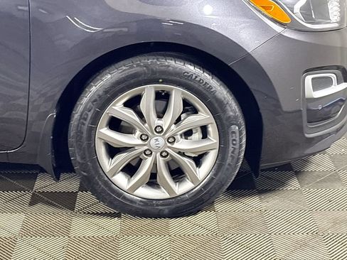 Used 2020 Kia Sedona EX FWD image 21