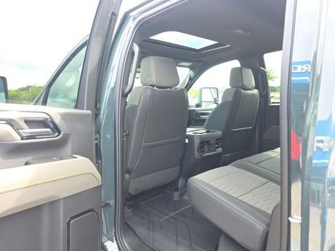 New 2026 Chevrolet Silverado 2500 ZR2 AWD/4WD image 28