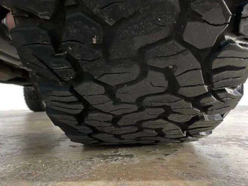 Used 2025 Jeep Wrangler Unlimited Rubicon AWD/4WD image 87