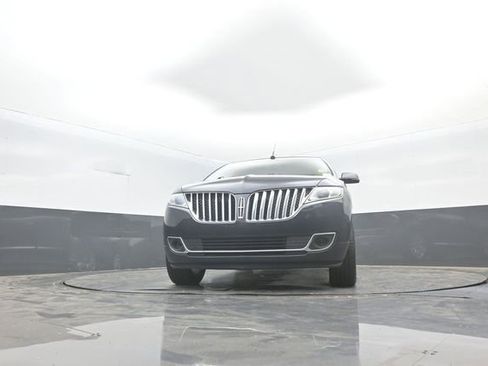 Used 2014 Lincoln MKX FWD w/ Equipment Group 101A image 34