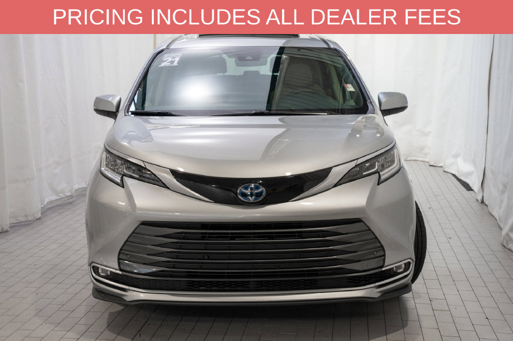 Used 2021 Toyota Sienna Limited FWD image 2
