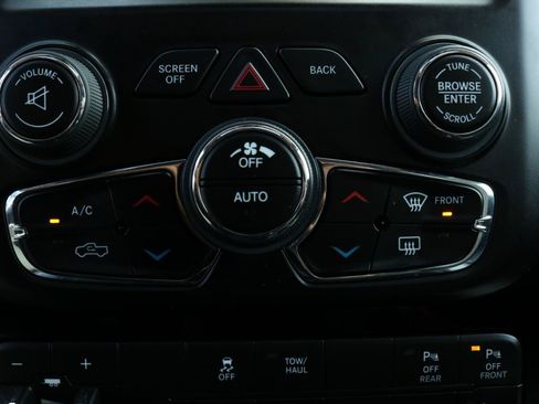 Used 2018 RAM 1500 Sport w/ Sport Premium Group AWD/4WD image 31