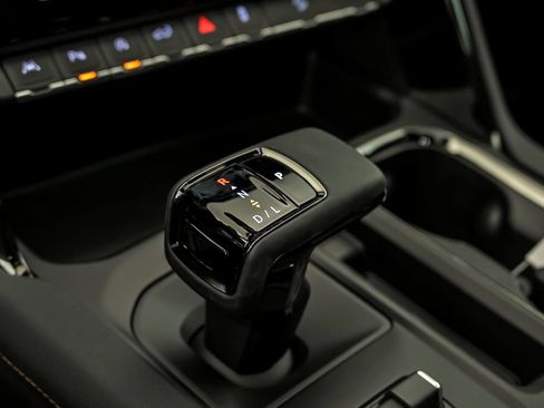 New 2026 GMC Sierra 1500 AT4 w/ AT4 Premium Package AWD/4WD image 19
