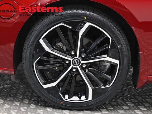 Used 2024 Nissan Altima 2.5 SR w/ SR Premium Package FWD image 31