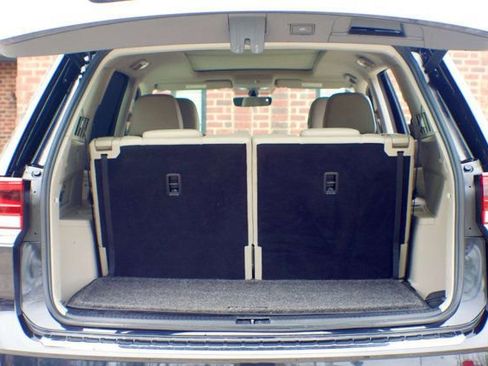 Used 2022 Volkswagen Atlas SE image 48