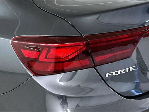 Used 2024 Kia Forte LXS image 22