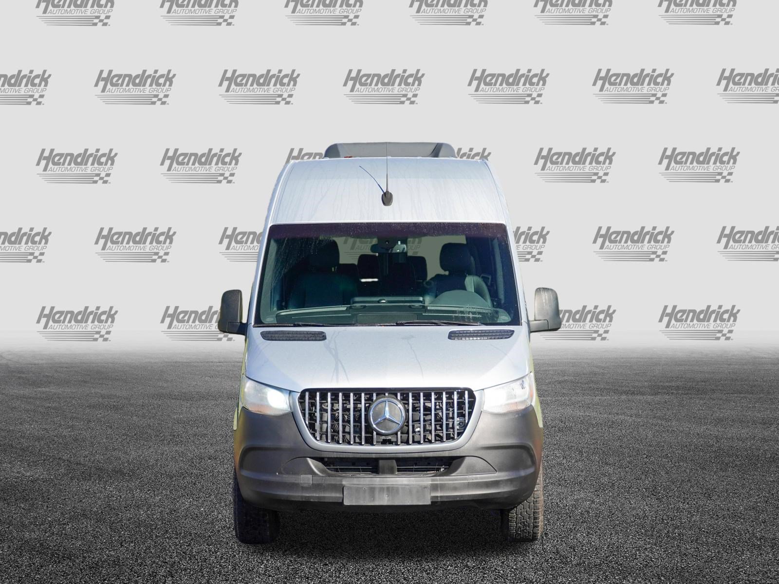 Used 2019 Mercedes-Benz Sprinter 2500 image 3