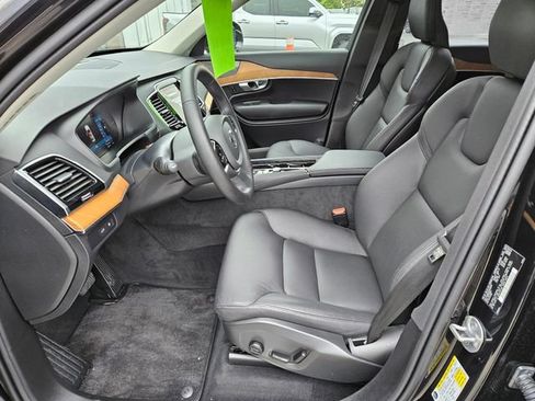 Certified 2024 Volvo XC90 T8 Plus w/ Protection Package Premier AWD/4WD image 16