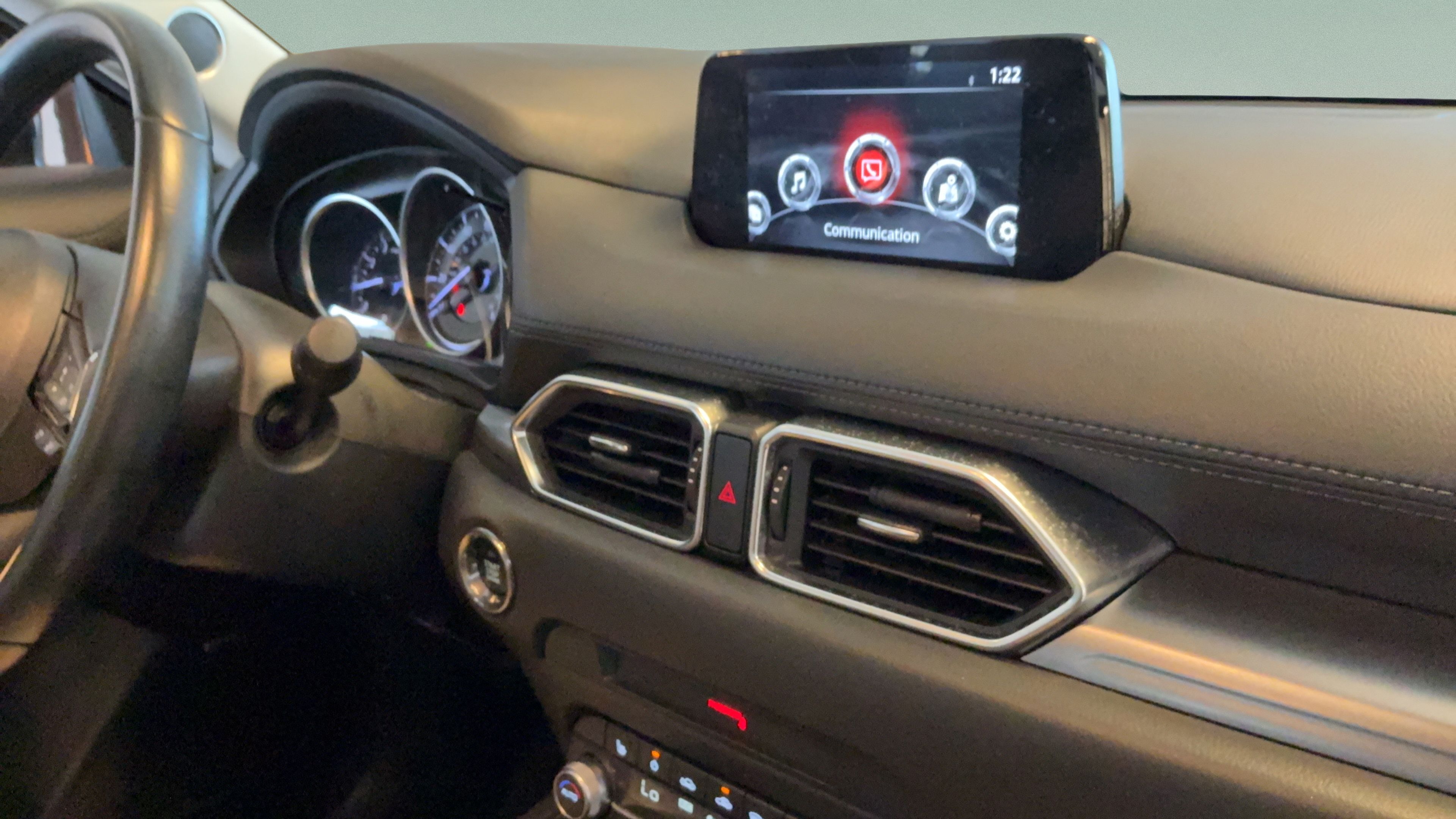 Used 2019 MAZDA CX-5 Touring FWD image 38