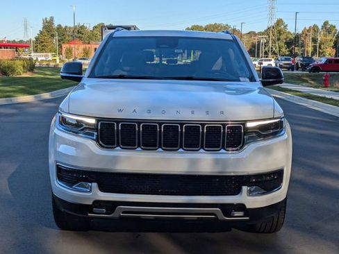 New 2024 Jeep Wagoneer L Series II w/ Convenience Group I AWD/4WD image 13
