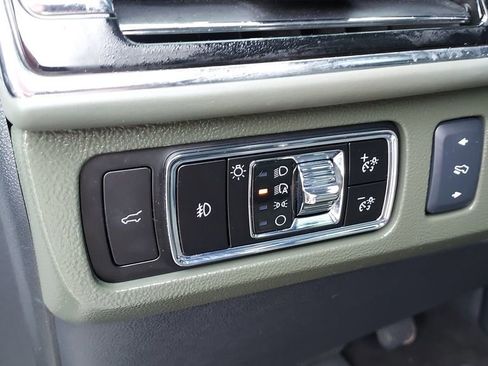 Used 2024 Lincoln Navigator Black Label AWD/4WD image 13