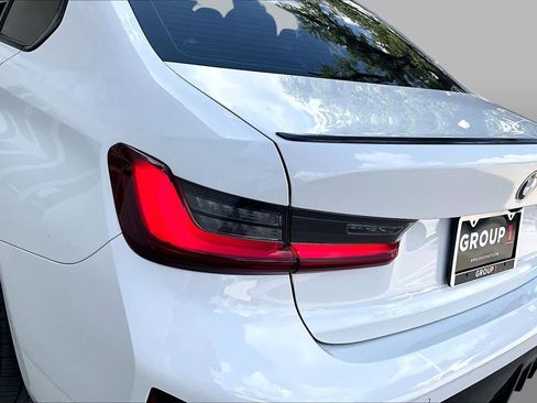Used 2025 BMW M340i w/ Premium Package RWD image 26