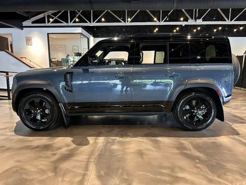 Used 2023 Land Rover Defender 110 X-Dynamic SE AWD/4WD image 3