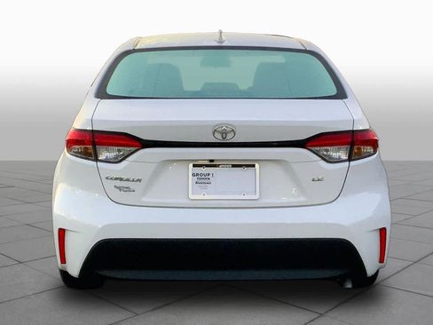 Used 2026 Toyota Corolla LE image 4