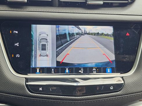 New 2026 Cadillac XT5 Premium Luxury w/ Driver Assist Package AWD/4WD image 32