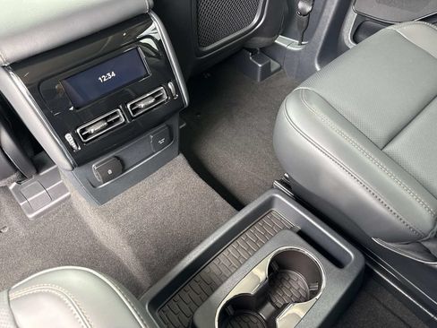 New 2026 Lincoln Aviator AWD image 16