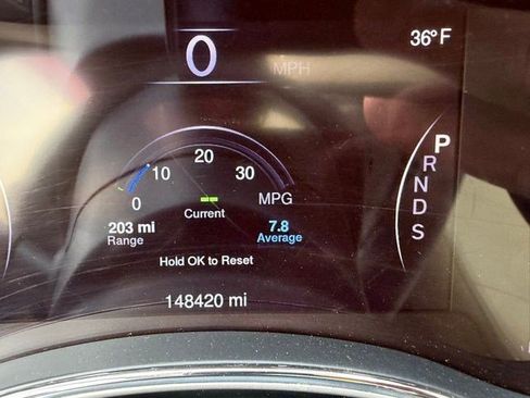 Used 2015 Jeep Grand Cherokee Limited w/ Luxury Group II image 17