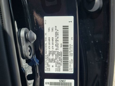 New 2026 Toyota Tundra Limited AWD/4WD image 32
