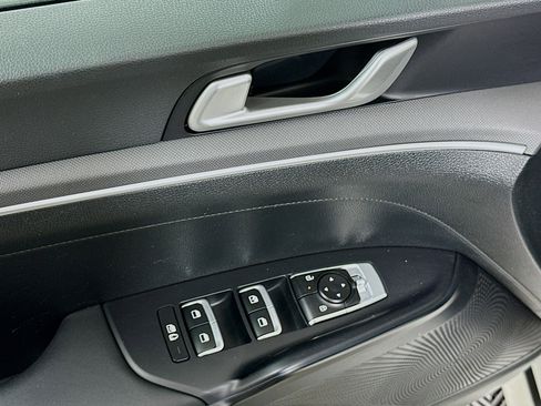 Used 2025 Kia K5 LXS image 15