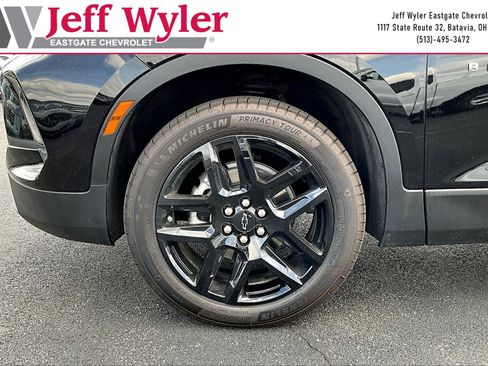 New 2025 Chevrolet Blazer LT FWD image 21