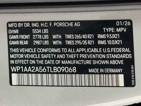 New 2026 Porsche Macan image 26