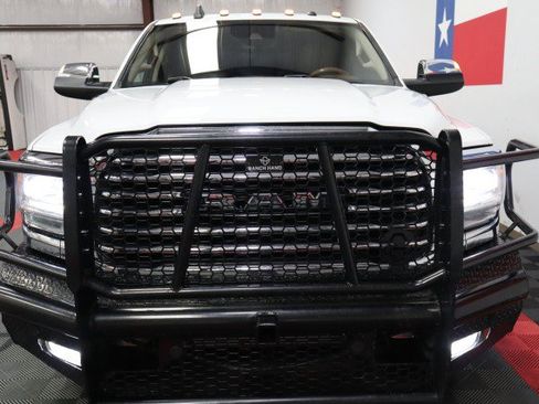 Used 2020 RAM 2500 Limited AWD/4WD image 30