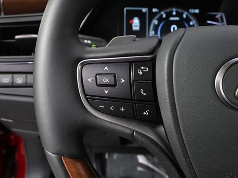 Used 2025 Lexus ES 350 Ultra Luxury FWD image 33