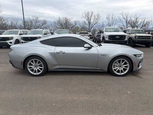 Used 2024 Ford Mustang GT Premium image 5
