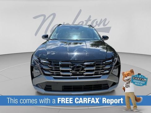 Used 2025 Hyundai Tucson Limited AWD/4WD image 2