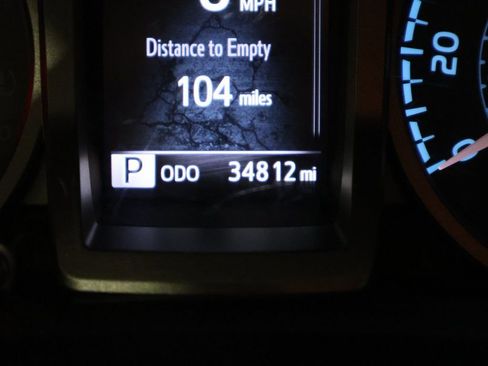 Used 2023 Toyota Tacoma TRD Sport image 37