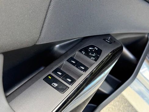 New 2026 BMW X3 xDrive30 w/ Premium Package image 16