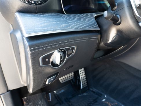 Used 2021 Mercedes-Benz AMG GT 63 image 30