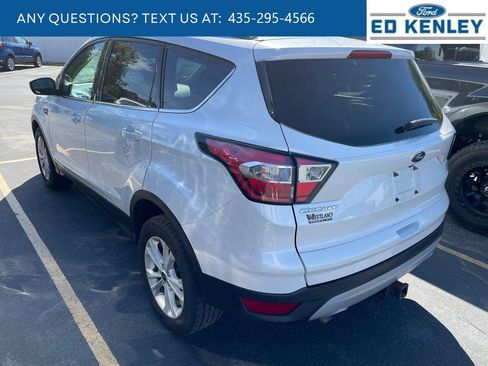 Used 2017 Ford Escape SE w/ SE Leather Comfort Package AWD/4WD image 3