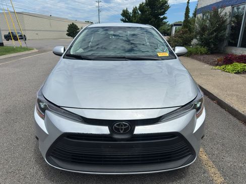 Used 2026 Toyota Corolla LE FWD image 9