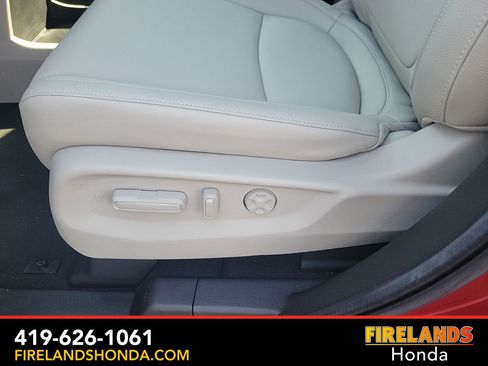 New 2025 Honda Odyssey EX-L image 15