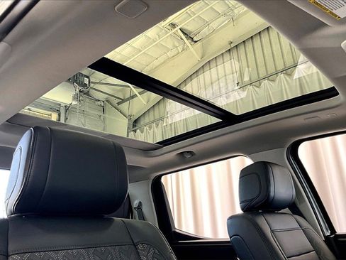 Used 2023 Toyota Tundra Limited image 27