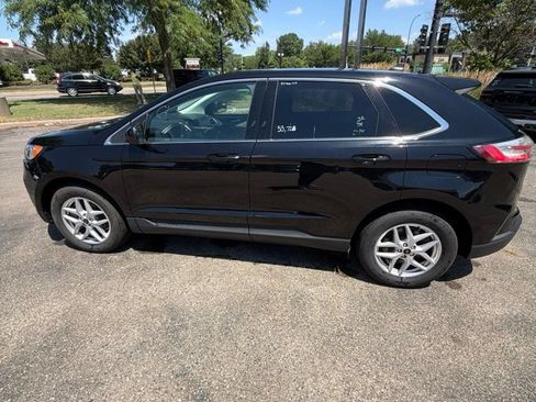 Used 2024 Ford Edge SEL AWD/4WD image 13