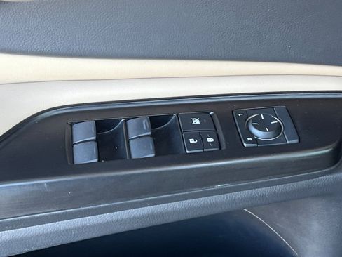 Used 2019 Lexus ES 350 w/ Premium Package image 13