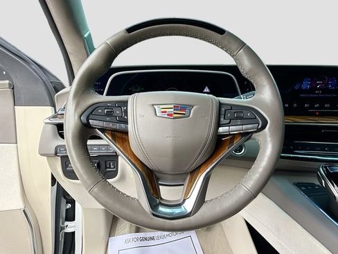 Used 2024 Cadillac Escalade Sport Platinum w/ LPO, ONYX Package AWD/4WD image 37