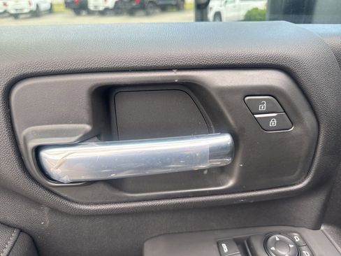 New 2025 GMC Sierra 2500 SLE w/ SLE Convenience Package image 21