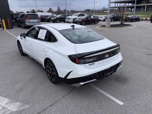 Used 2025 Hyundai Sonata SEL FWD image 3